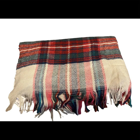 NWT Nicole Marciano Scarf/Wrap Plaid - Picture 3 of 4